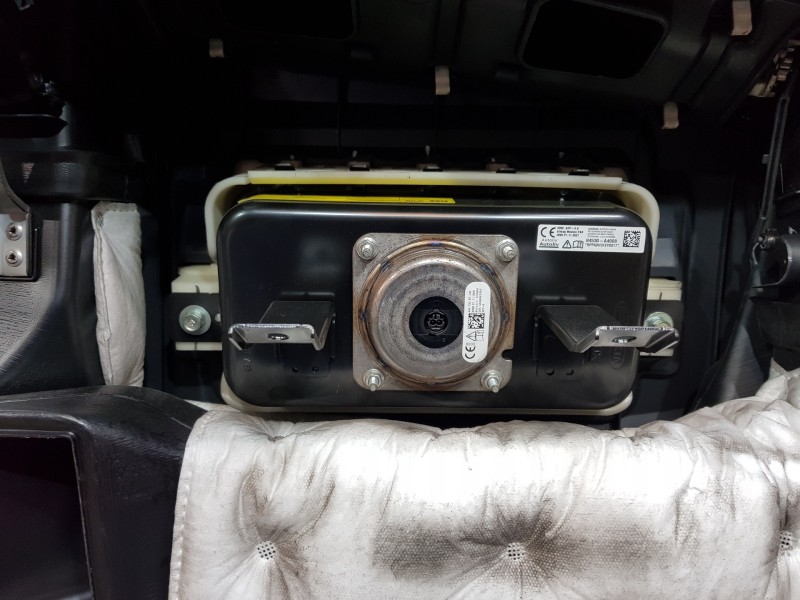 Recambio de kit airbag para kia carens ( ) drive referencia OEM IAM 84710A4100WK 56900A4000 95910A4350