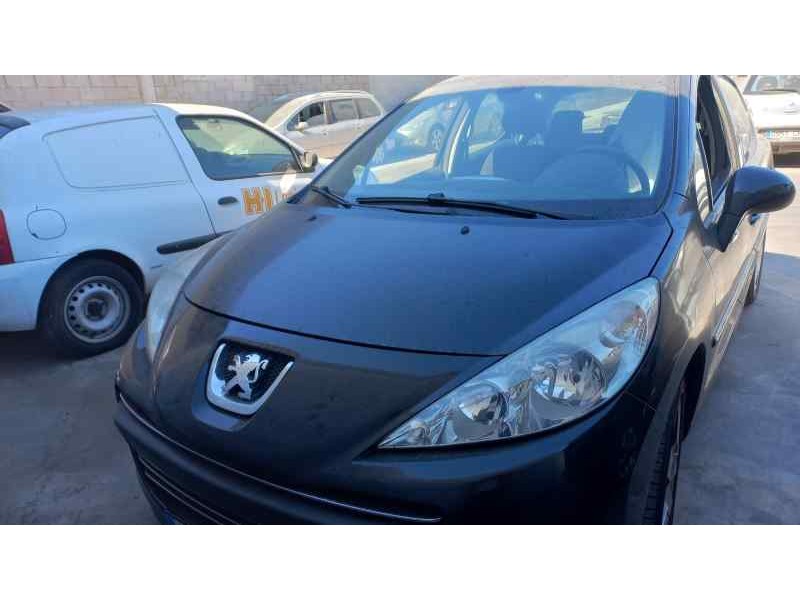 peugeot 207 del año 2010
