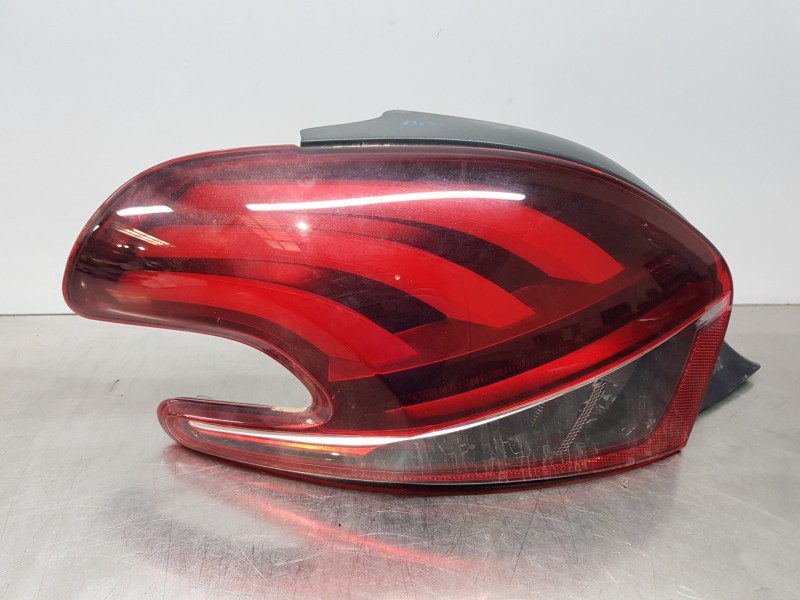 Recambio de piloto trasero izquierdo para peugeot 208 active referencia OEM IAM 9825601280 9810343080  Recambio de piloto trasero izquierdo para peugeot 208 active referencia OEM IAM 9825601280 9810343080