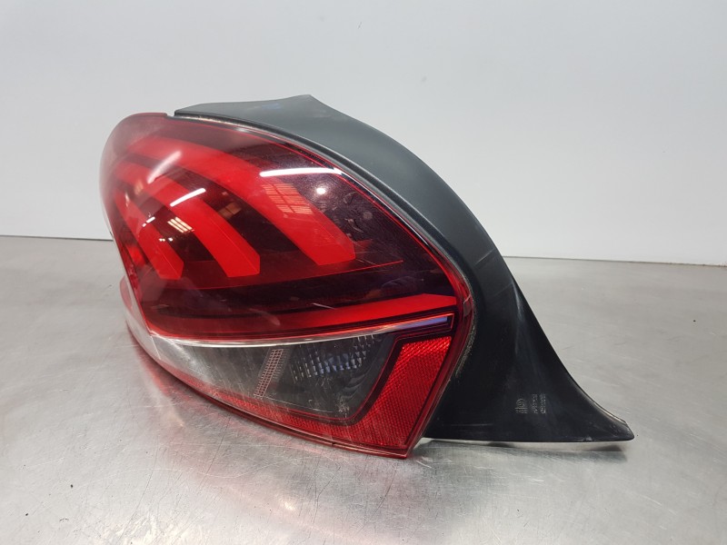 Recambio de piloto trasero izquierdo para peugeot 208 active referencia OEM IAM 9825601280 9810343080  Recambio de piloto trasero izquierdo para peugeot 208 active referencia OEM IAM 9825601280 9810343080