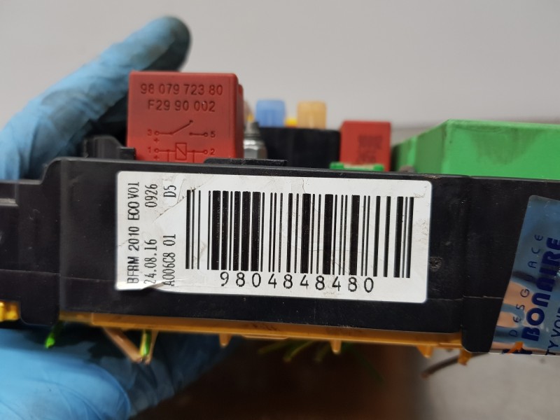 Recambio de caja reles / fusibles para peugeot 208 active referencia OEM IAM 9804848480   Recambio de caja reles / fusibles para peugeot 208 active referencia OEM IAM 9804848480