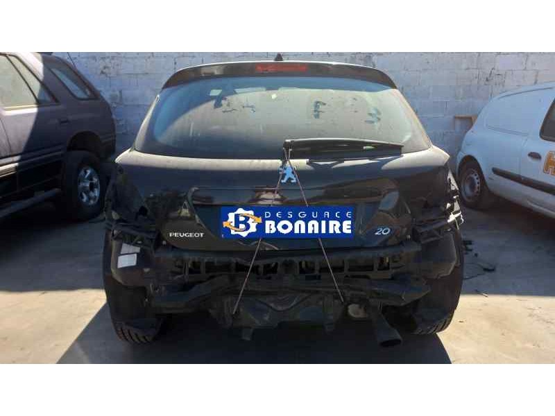 peugeot 207 del año 2010