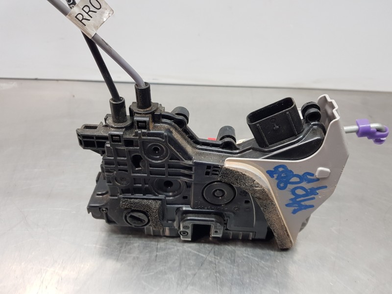 Recambio de cerradura puerta trasera derecha para hyundai kona hybrid referencia OEM IAM 81420J9000  