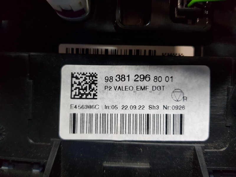 Recambio de pantalla multifuncion para peugeot 208 (p2) active referencia OEM IAM 9838129680  