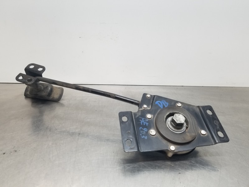 Recambio de soporte rueda repuesto para kia carens ( ) drive referencia OEM IAM 628501D000  