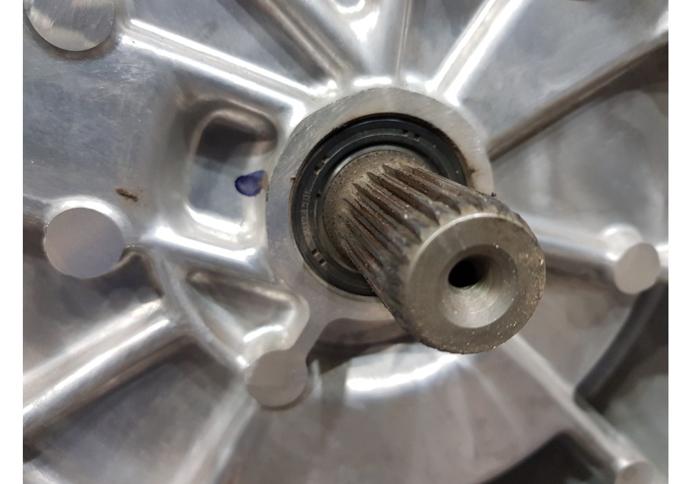 Recambio de caja cambios para toyota corolla touring sports (e21) hybrid referencia OEM IAM 3090012040  