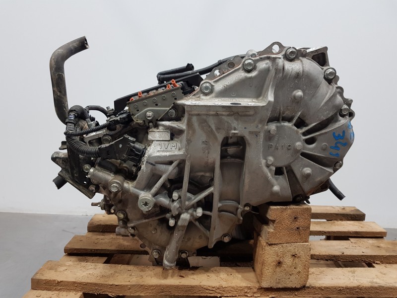 Recambio de caja cambios para toyota corolla touring sports (e21) hybrid referencia OEM IAM 3090012040  