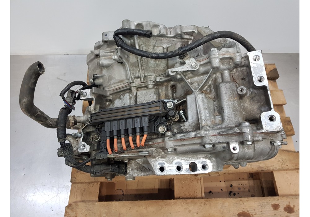 Recambio de caja cambios para toyota corolla touring sports (e21) hybrid referencia OEM IAM 3090012040  