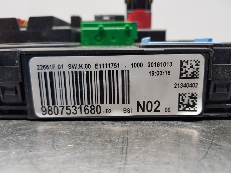 Recambio de caja reles / fusibles para peugeot 208 active referencia OEM IAM 9807531680 BSIN02 