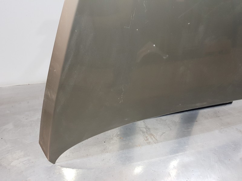 Recambio de capot para kia carens ( ) drive referencia OEM IAM 66400A4000  