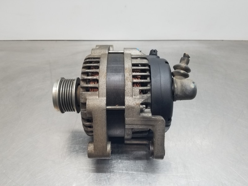 Recambio de alternador para opel antara cosmo referencia OEM IAM 96866018  