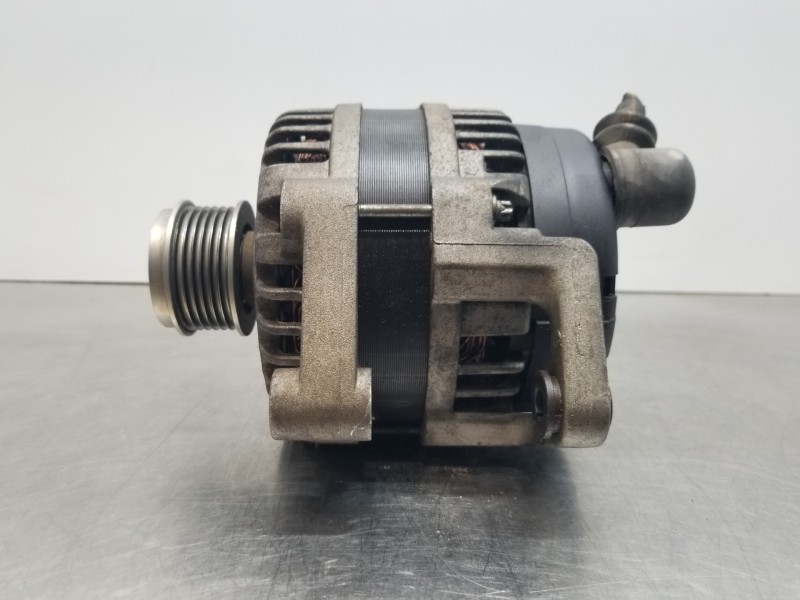 Recambio de alternador para opel antara cosmo referencia OEM IAM 96866018  