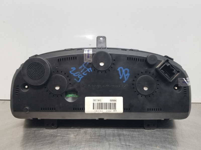 Recambio de cuadro instrumentos para opel antara cosmo referencia OEM IAM 94806058  