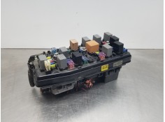 Recambio de caja reles / fusibles para opel antara cosmo referencia OEM IAM 96821094  