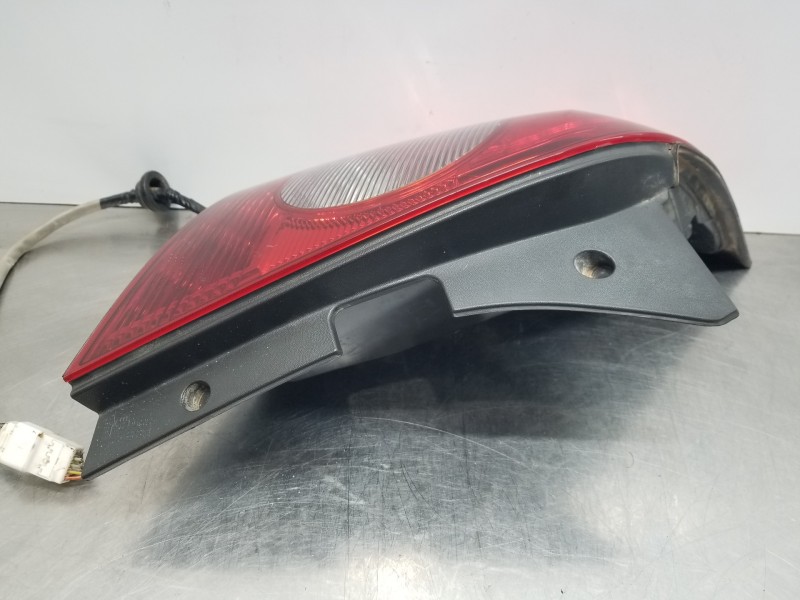 Recambio de piloto trasero izquierdo para opel antara cosmo referencia OEM IAM 95937937  