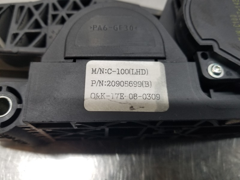 Recambio de potenciometro pedal para opel antara cosmo referencia OEM IAM 20905699  