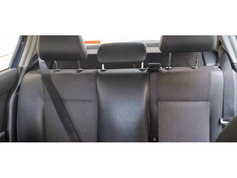 opel astra h berlina del año 2005