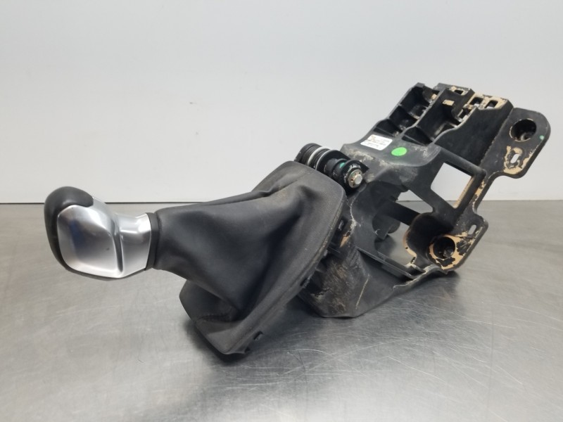 Recambio de palanca cambio para peugeot 208 (p2) active referencia OEM IAM 9824124780  