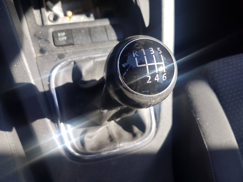 volkswagen golf v berlina (1k1) del año 2008