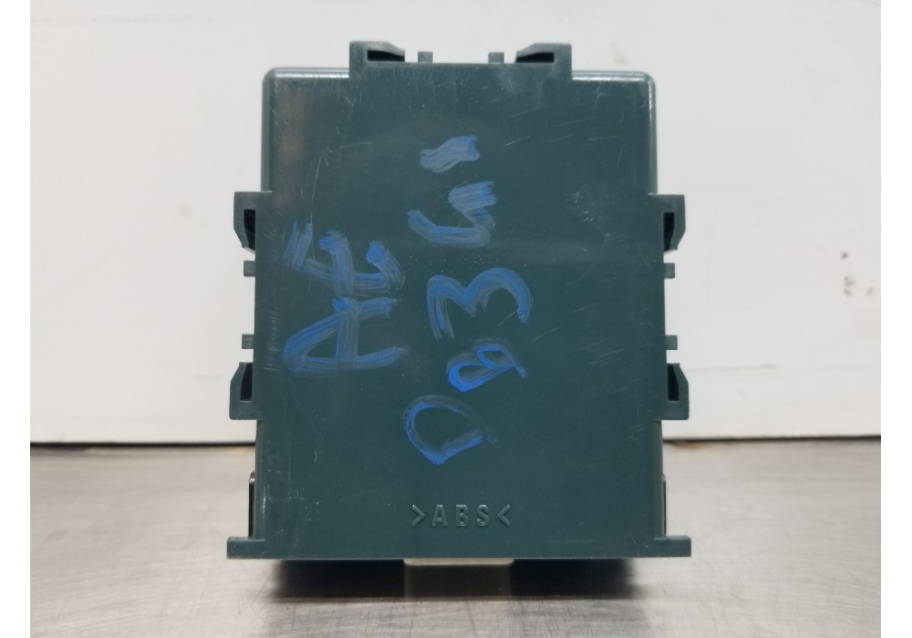 Recambio de modulo electronico para toyota corolla touring sports (e21) hybrid referencia OEM IAM 8657202090  