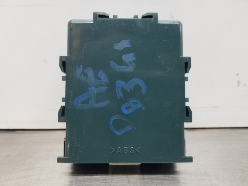 Recambio de modulo electronico para toyota corolla touring sports (e21) hybrid referencia OEM IAM 8657202090  