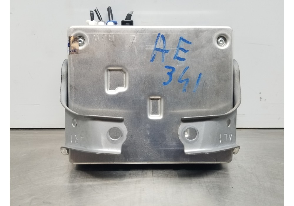 Recambio de modulo electronico para toyota corolla touring sports (e21) hybrid referencia OEM IAM 8674002270  