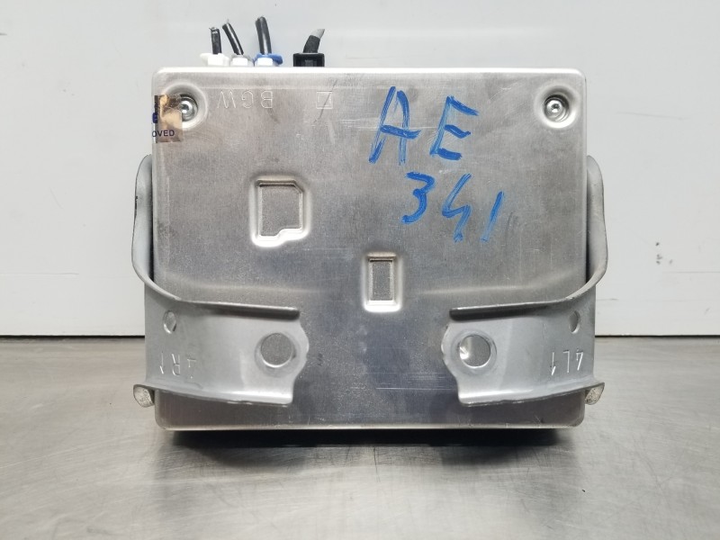 Recambio de modulo electronico para toyota corolla touring sports (e21) hybrid referencia OEM IAM 8674002270  