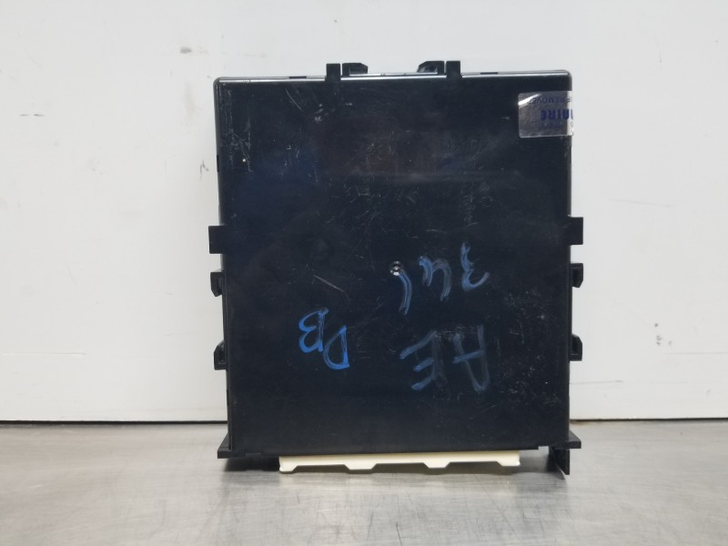 Recambio de modulo electronico para toyota corolla touring sports (e21) hybrid referencia OEM IAM 8999002B80  