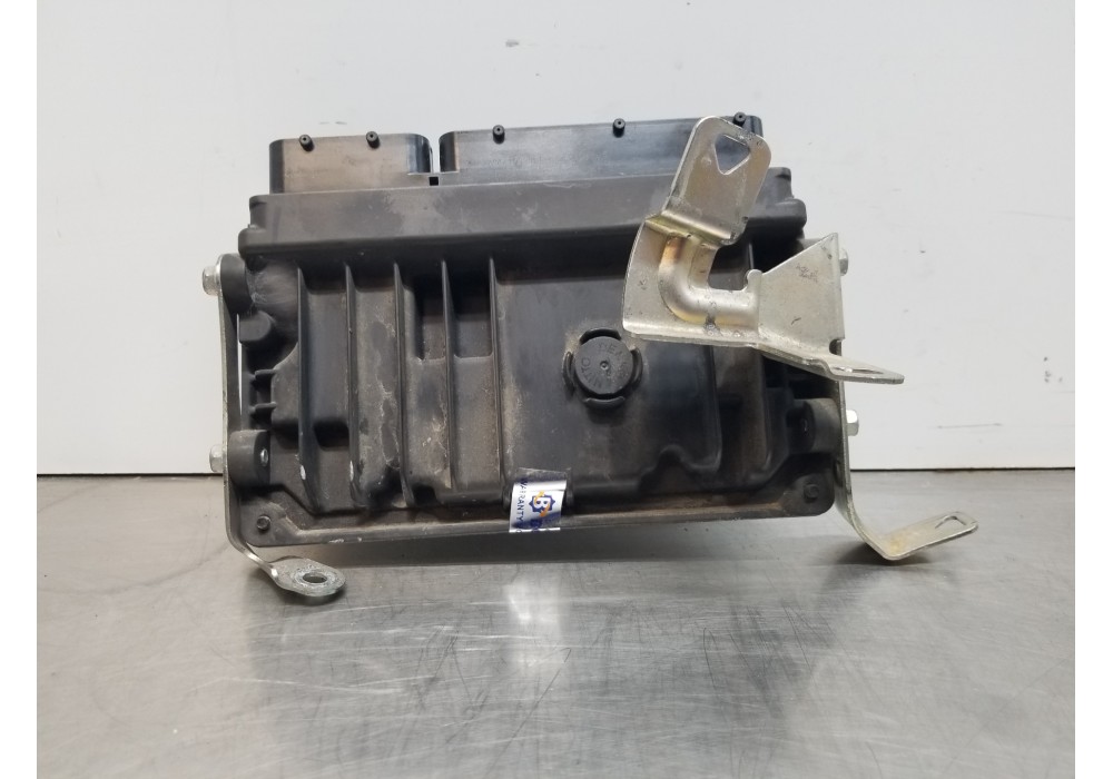 Recambio de centralita motor uce para toyota corolla touring sports (e21) hybrid referencia OEM IAM 8966602D90  
