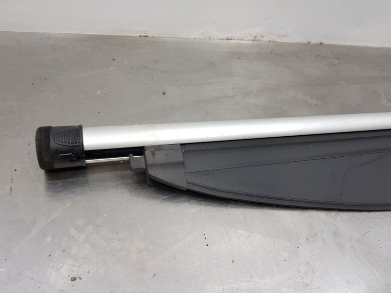 Recambio de bandeja trasera para kia carens ( ) drive referencia OEM IAM 85910A4000WK 85910A4000 