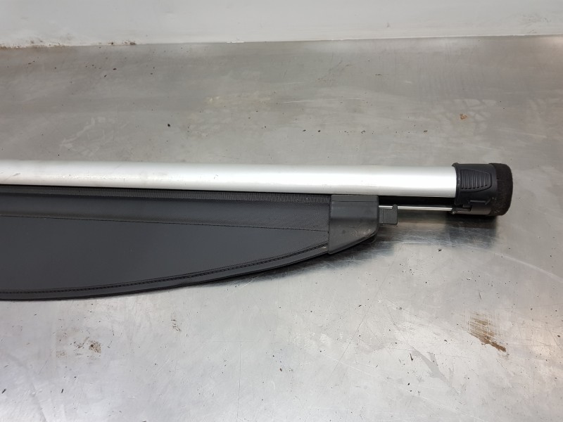 Recambio de bandeja trasera para kia carens ( ) drive referencia OEM IAM 85910A4000WK 85910A4000 