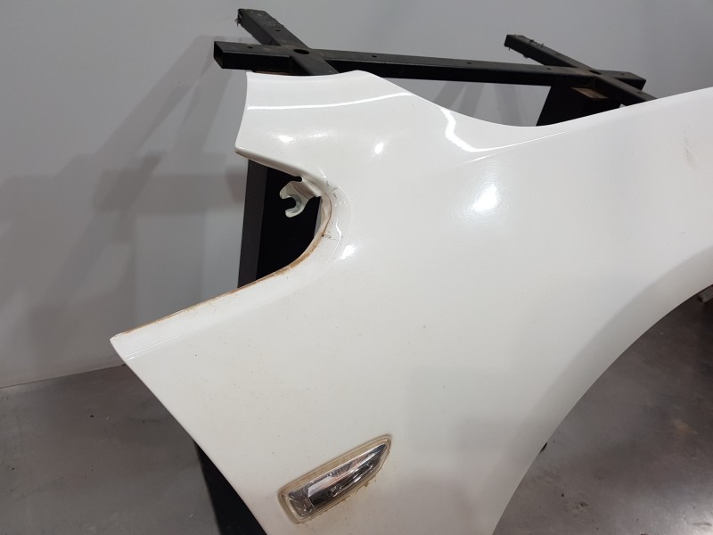 Recambio de aleta delantera derecha para opel astra j lim. selective referencia OEM IAM 13302208  