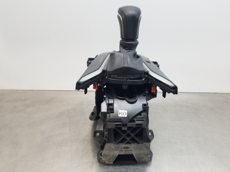 Recambio de palanca cambio para toyota corolla touring sports (e21) hybrid referencia OEM IAM 33560F4050  