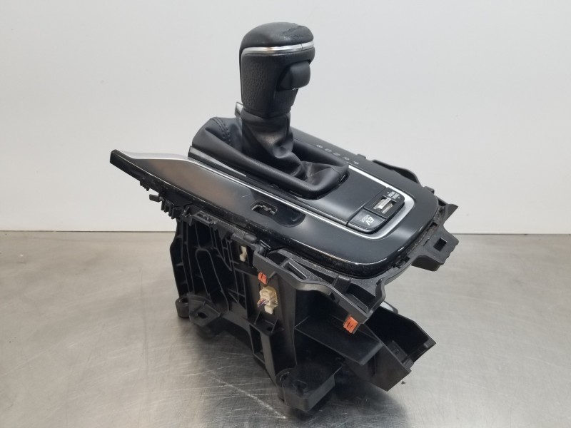 Recambio de palanca cambio para toyota corolla touring sports (e21) hybrid referencia OEM IAM 33560F4050  