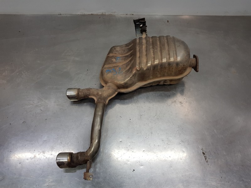 Recambio de silenciador trasero para renault megane ii berlina 3p emotion referencia OEM IAM 8200678698  