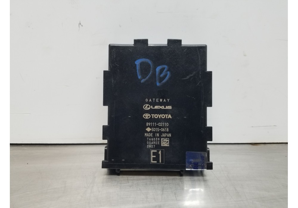 Recambio de modulo electronico para toyota corolla touring sports (e21) hybrid referencia OEM IAM 8998102280  
