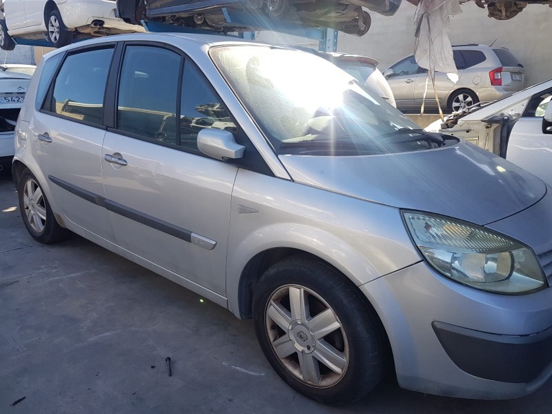 renault scenic ii del año 2005