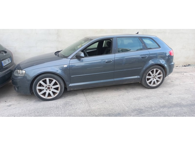 audi a3 sportback (8p) del año 2004
