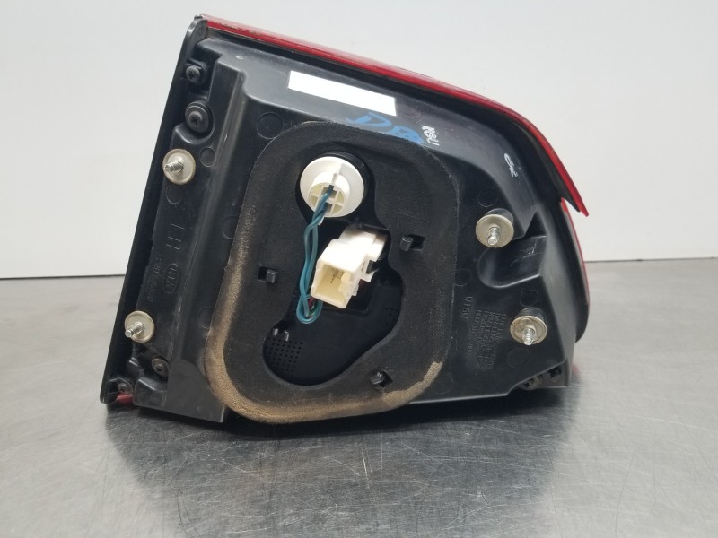 Recambio de piloto trasero izquierdo interior para kia carens ( ) drive referencia OEM IAM 92403A4120 92403A4120 