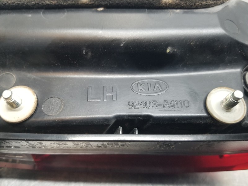 Recambio de piloto trasero izquierdo interior para kia carens ( ) drive referencia OEM IAM 92403A4120 92403A4120 