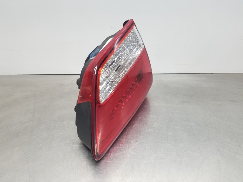 Recambio de piloto trasero izquierdo interior para kia carens ( ) drive referencia OEM IAM 92403A4120 92403A4120 