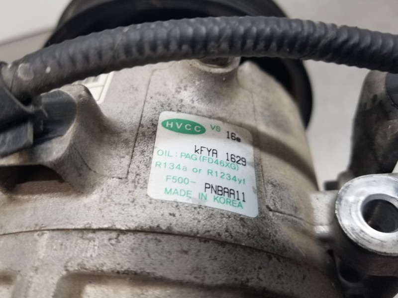 Recambio de compresor aire acondicionado para kia carens ( ) drive referencia OEM IAM 97701A4100  