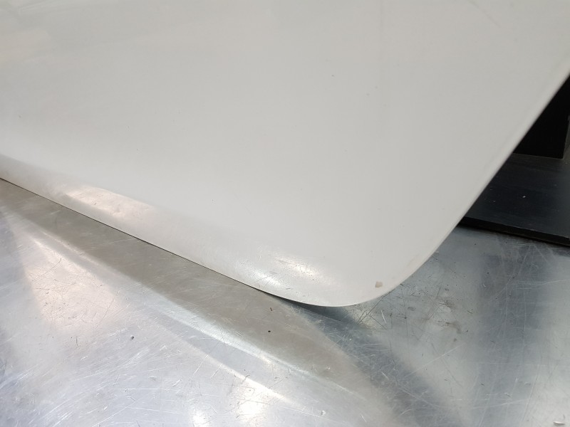 Recambio de puerta trasera izquierda para peugeot 308 sw allure referencia OEM IAM 9805267180  