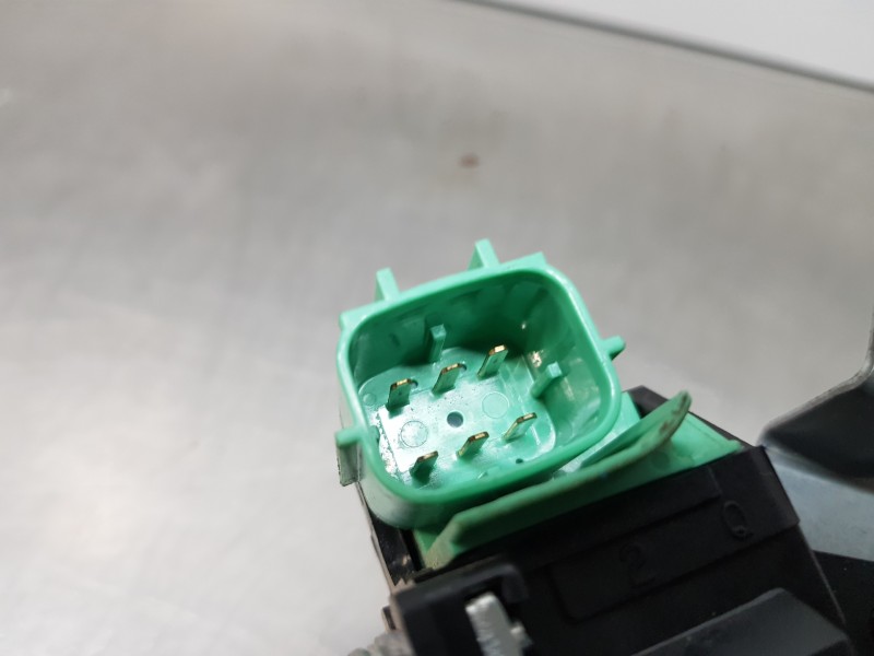 Recambio de elevalunas delantero izquierdo para nissan nv 200 (m20) furgón referencia OEM IAM 80731BJ30A  