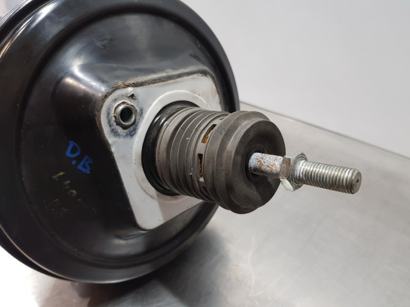 Recambio de servofreno para audi a4 avant (8e) confort referencia OEM IAM 8E0612105P  