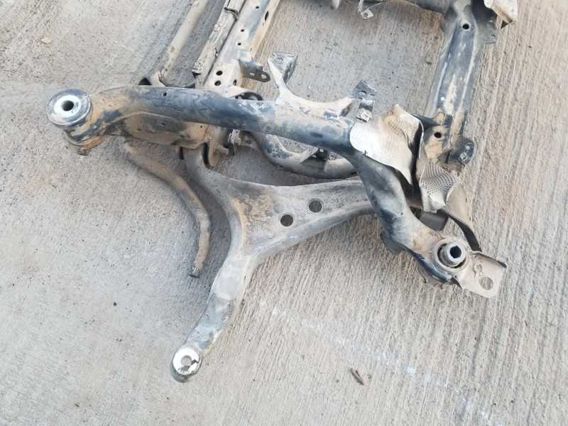 Recambio de puente delantero para mercedes clase m (w166) bluetec referencia OEM IAM A1663302200  