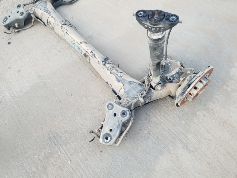 Recambio de puente trasero para peugeot 208 (p2) active referencia OEM IAM 1648273380  