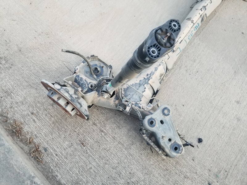 Recambio de puente trasero para peugeot 208 (p2) active referencia OEM IAM 1648273380  