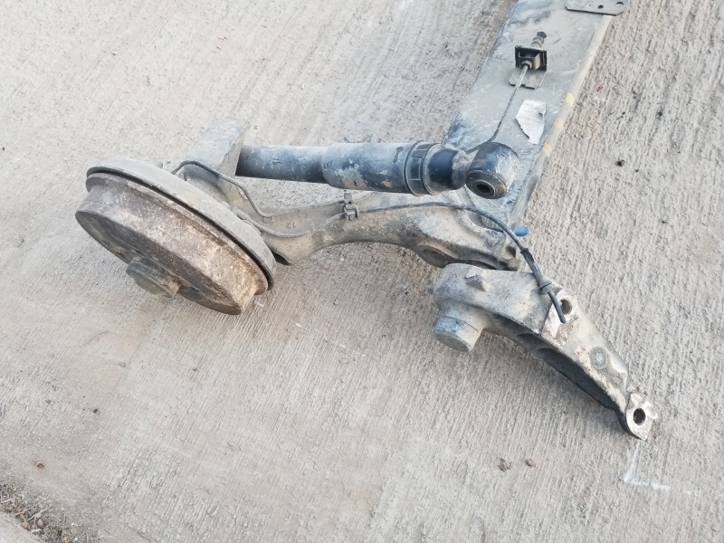 Recambio de puente trasero para renault kangoo (f/kc0) combi referencia OEM IAM 7701470592  