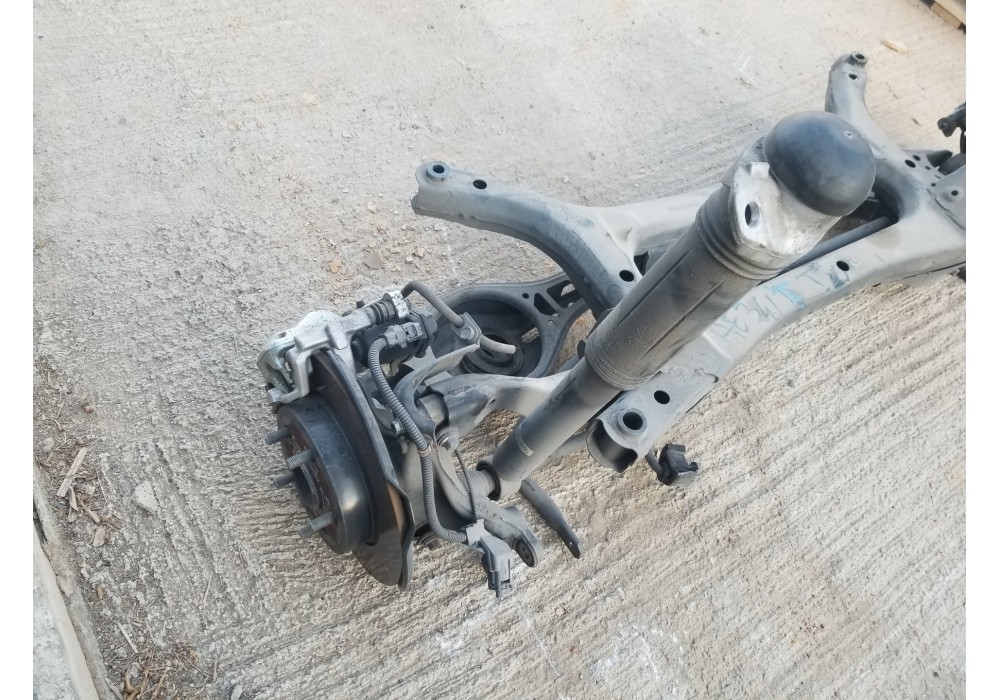 Recambio de puente trasero para toyota corolla touring sports (e21) hybrid referencia OEM IAM 5120602091  